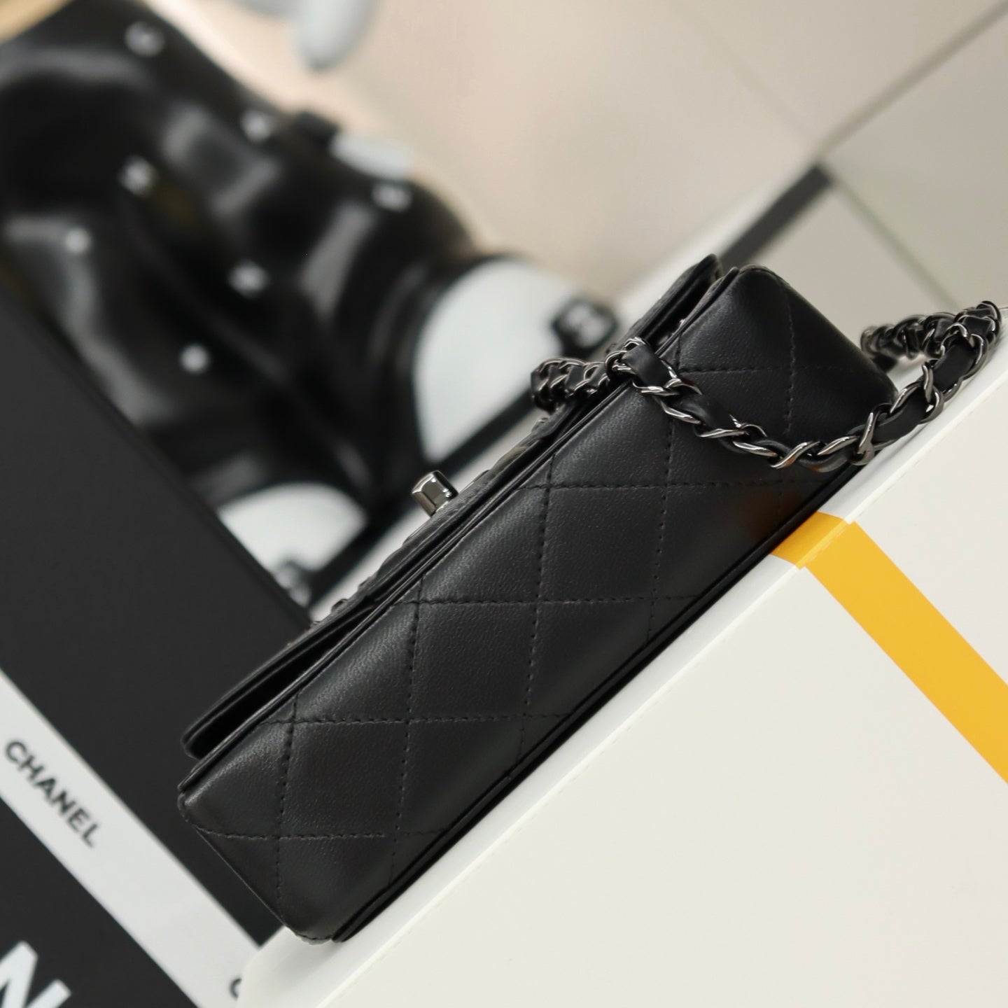 24K Hollowed - out Shiny Crystal Handbag