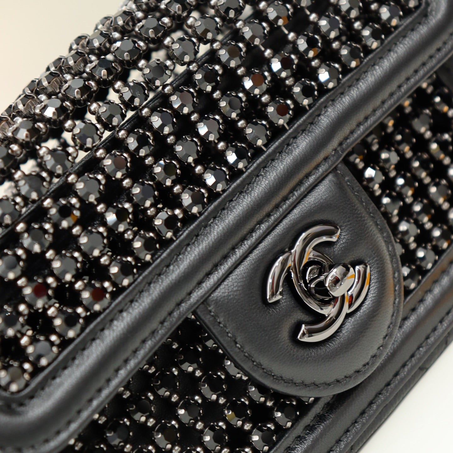 24K Hollowed - out Shiny Crystal Handbag