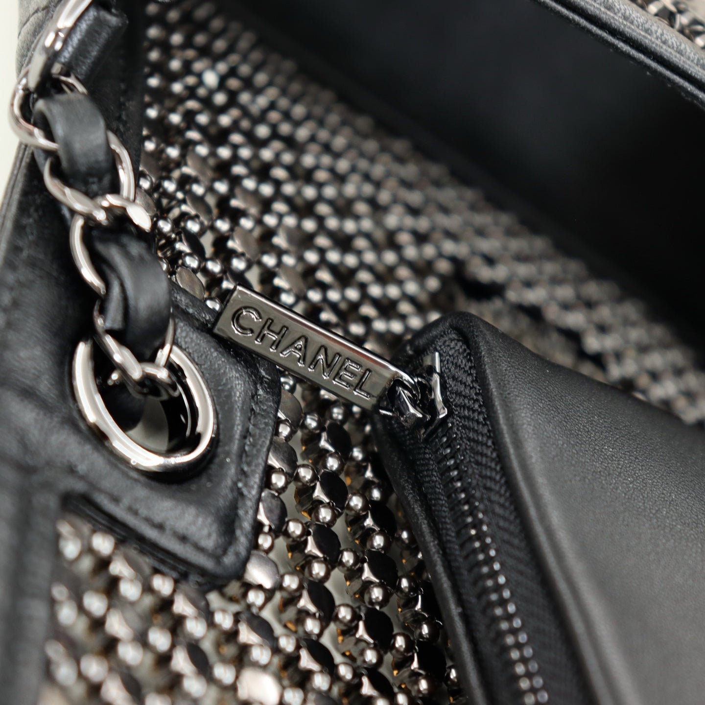 24K Hollowed - out Shiny Crystal Handbag