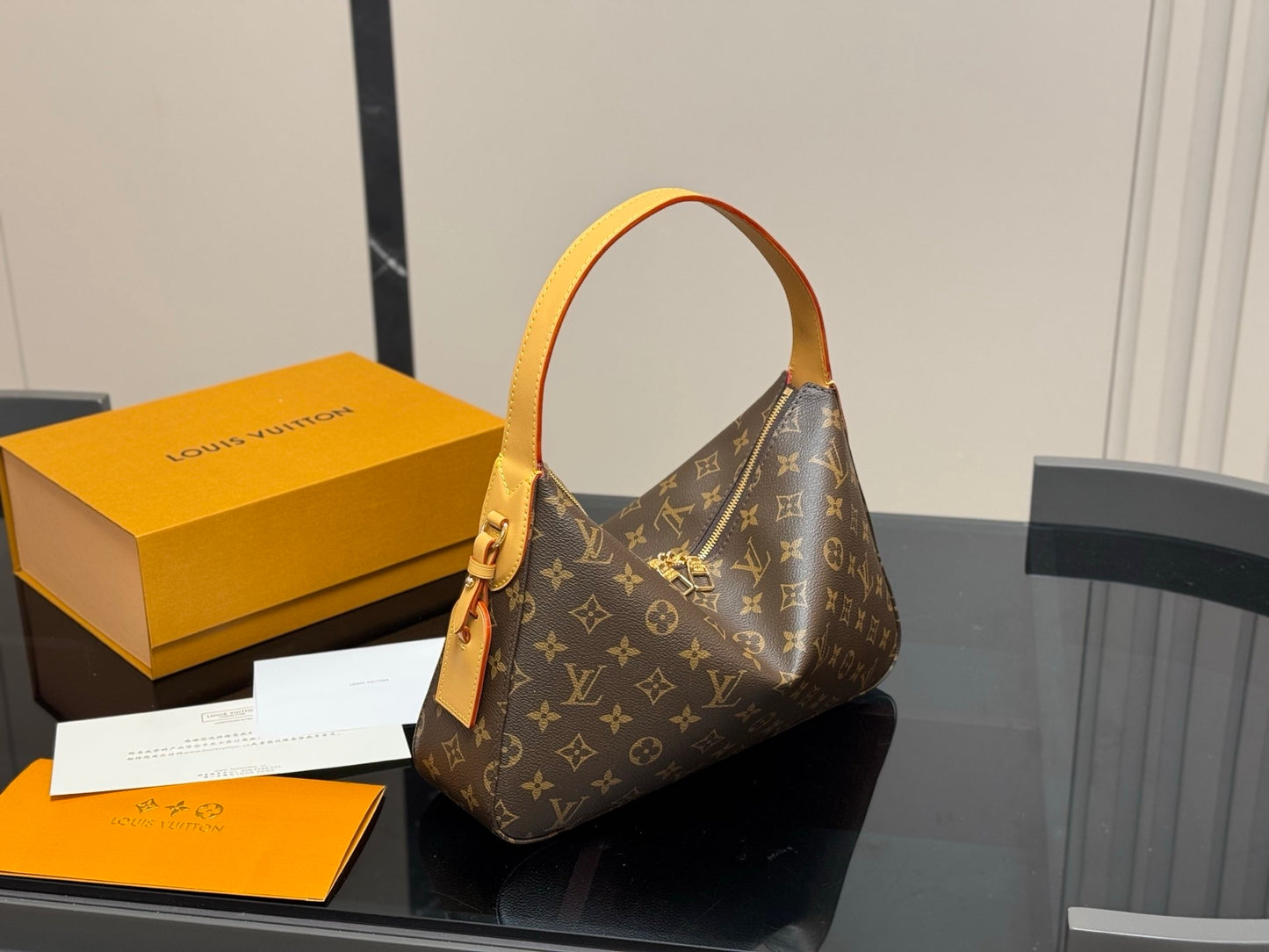 Stylish Hobo - style Women's Underarm Bag