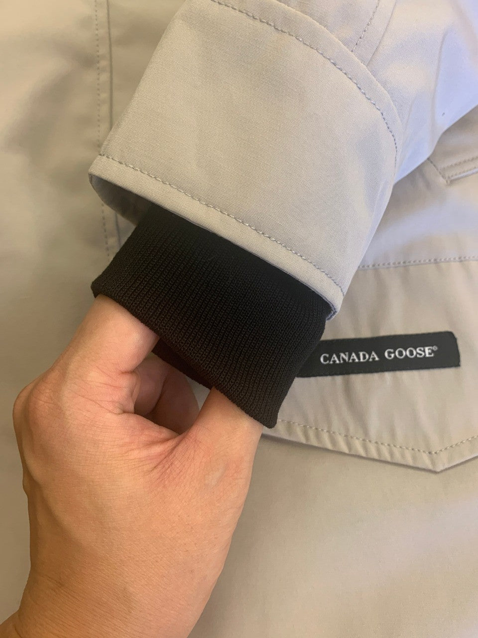 Mid - length, Level 4 Cold - resistant, Off - white and Versatile Down Jacket