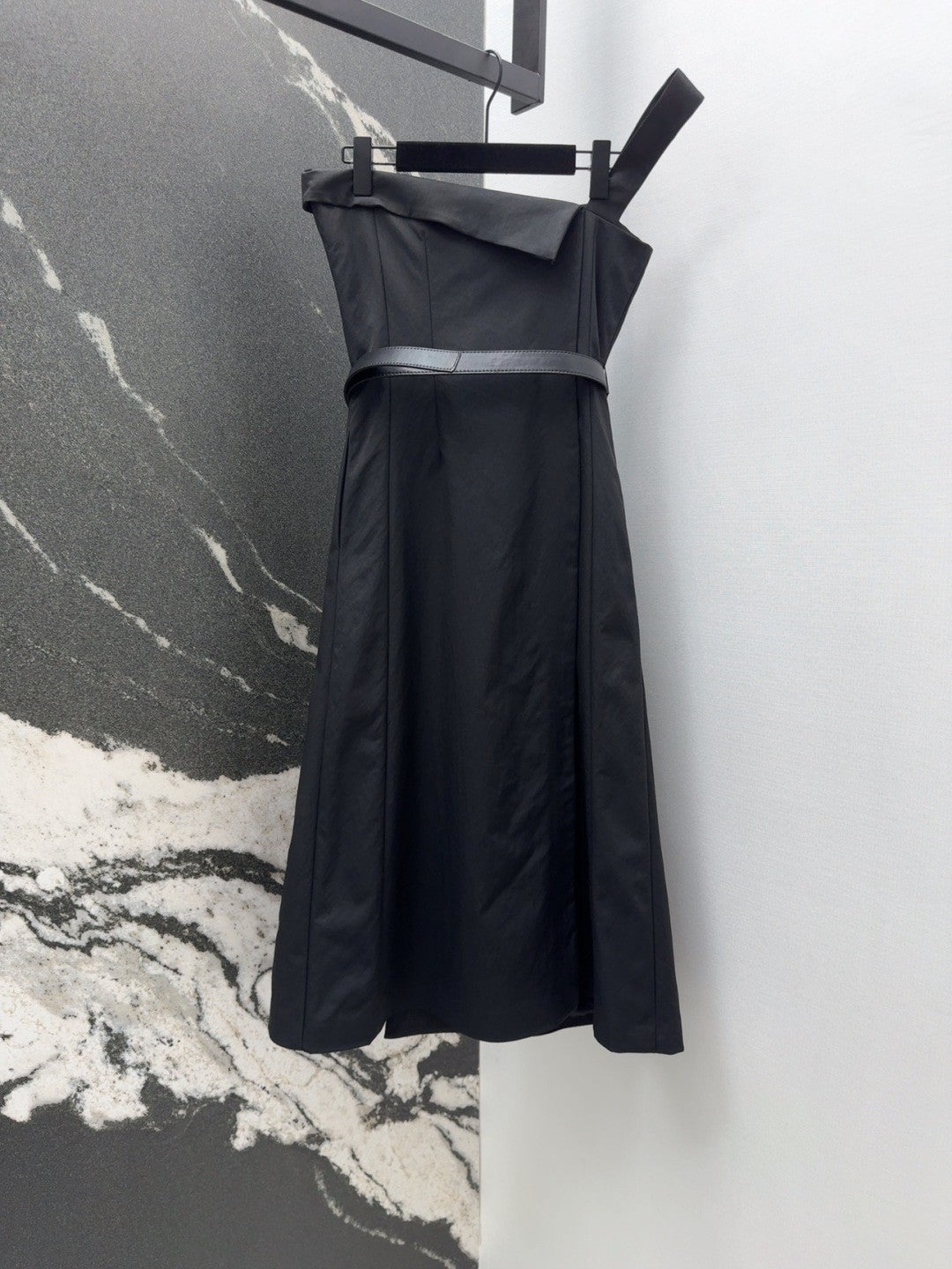 Spring - Summer 2025 New Arrival: Classic Single - shoulder Strapless Dress