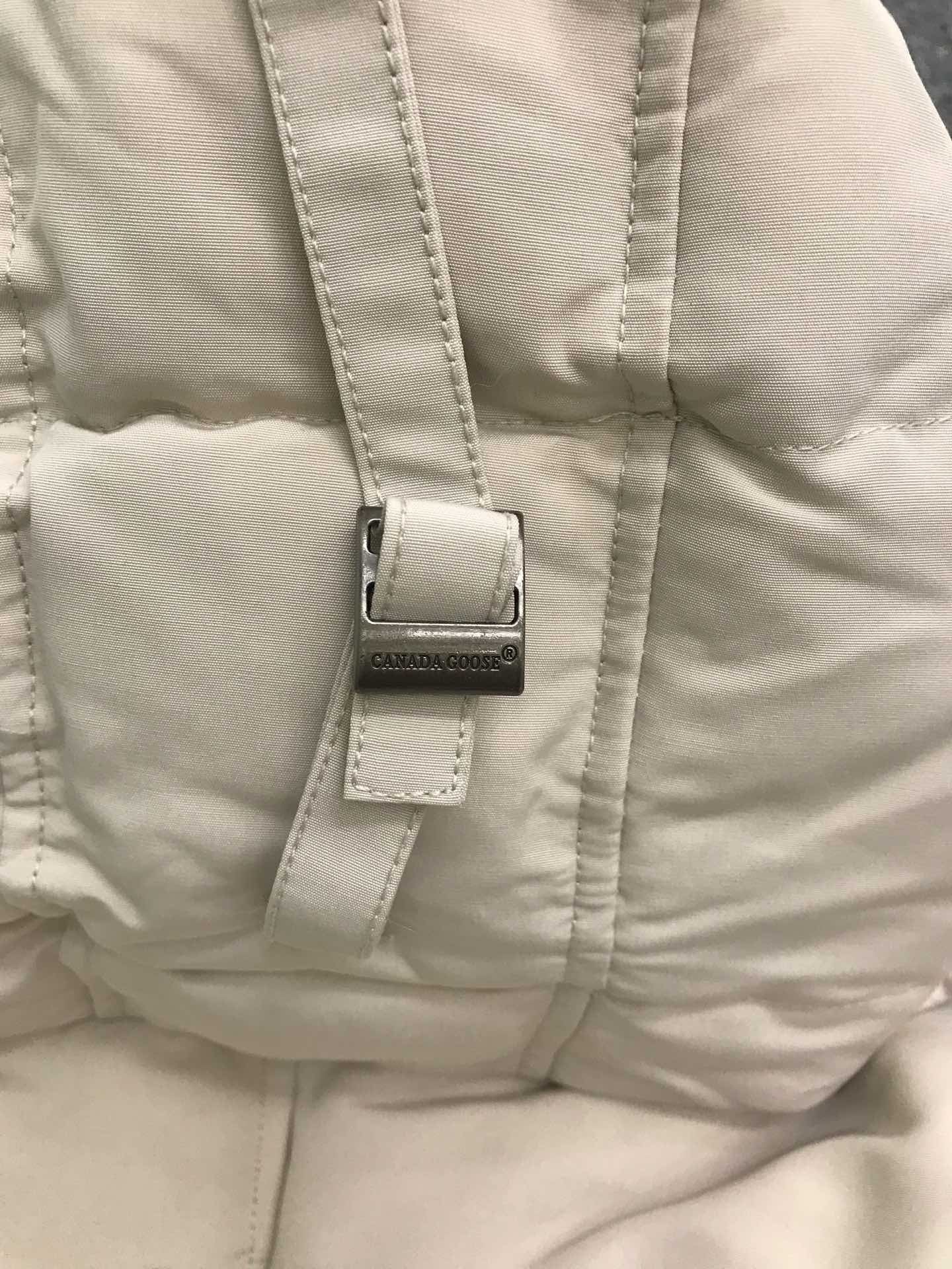 White Mid - length Hooded Down Jacket with Fur Trim