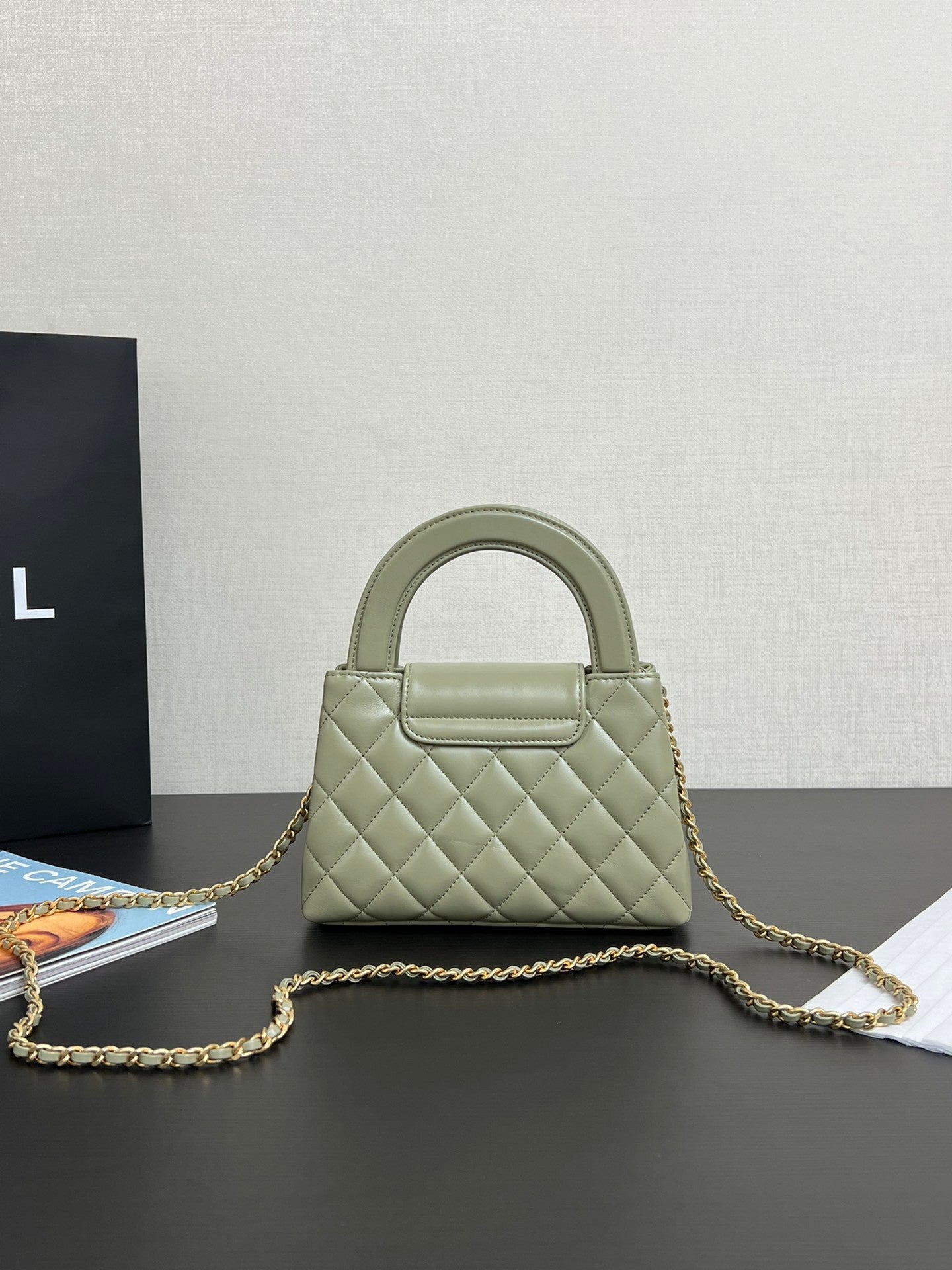 Large - sized Kelly Quilted Handbag