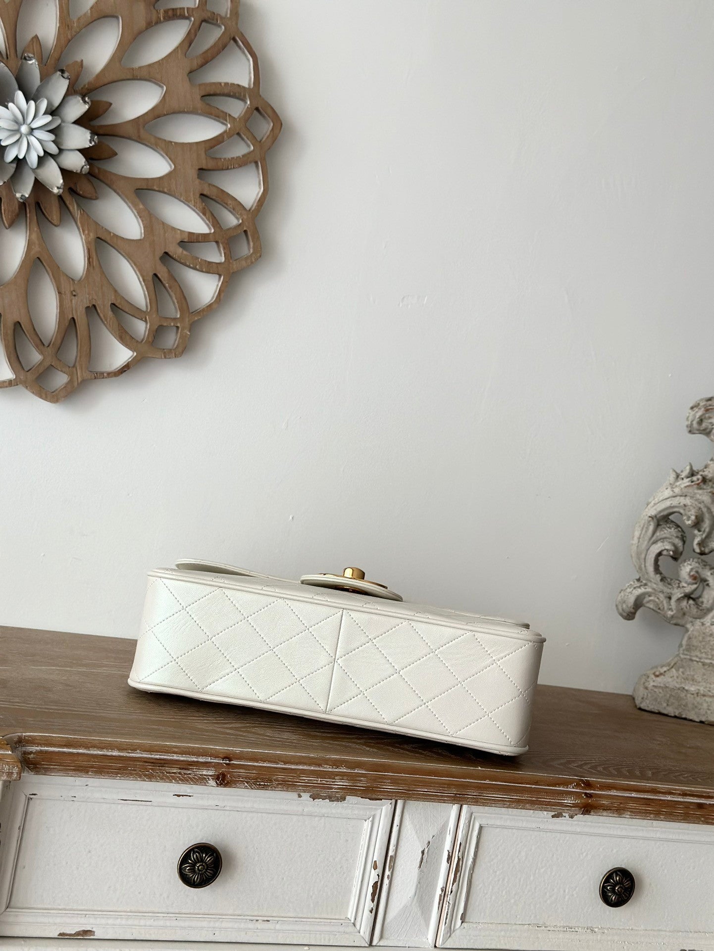White lambskin Quilted Flap Chain Bag