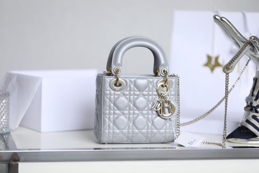 Pearlescent Grey Cannage Pattern Patent Lambskin Handbag