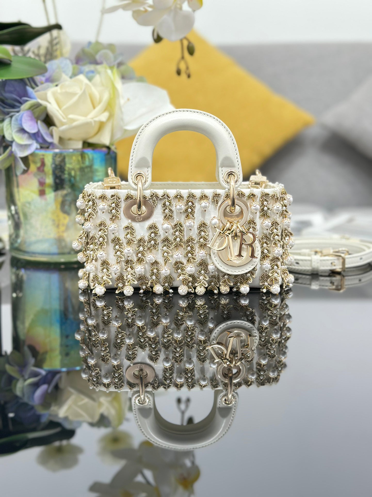 Mini Embroidered Wheat  Pearl Handbag