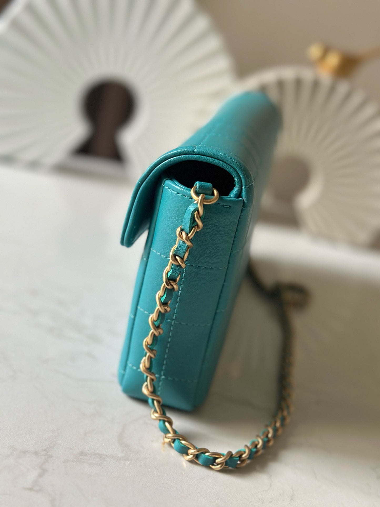 Vintage ice - cube pattern lambskin underarm bag