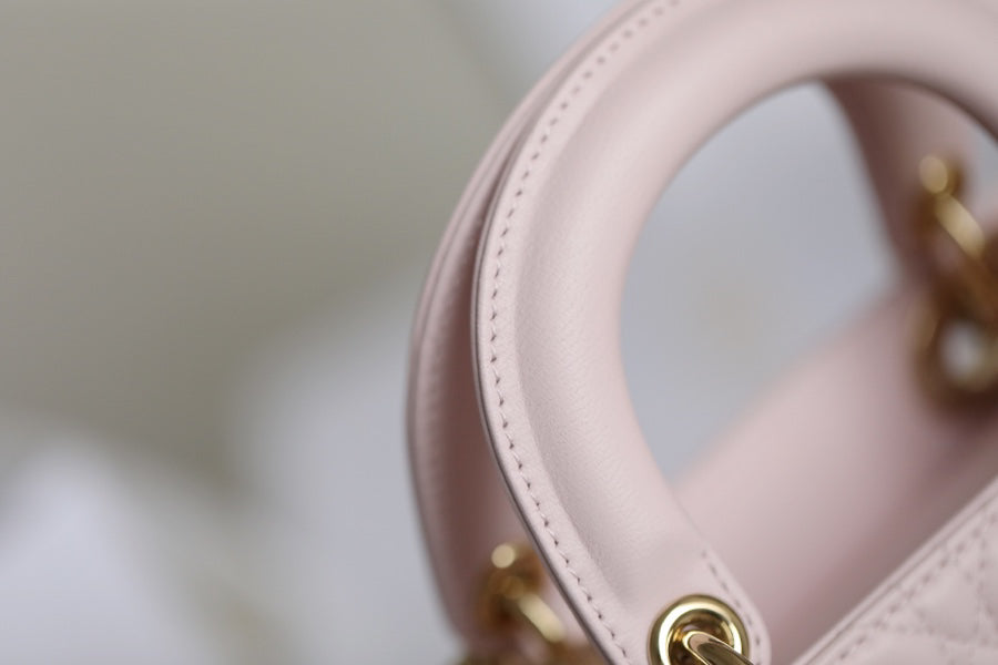 Matte Pink Cannage Pattern Patent Lambskin Handbag