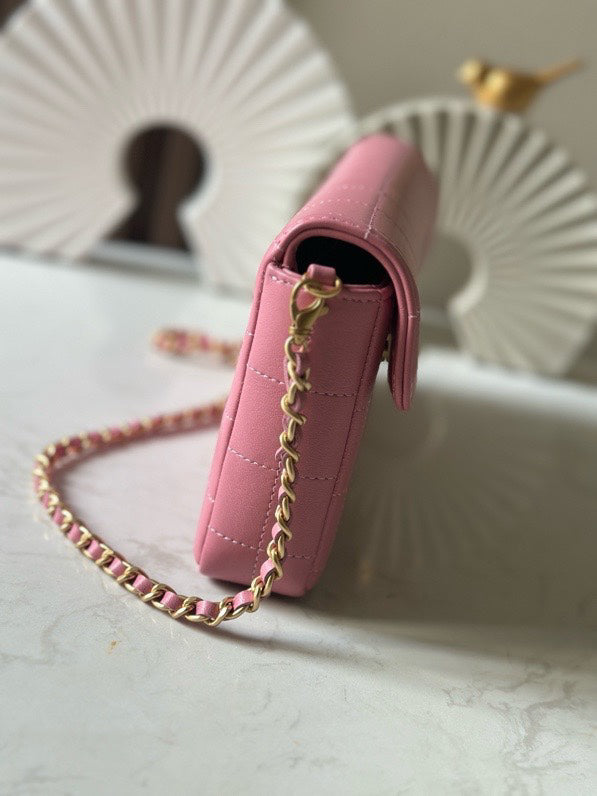 Vintage ice - cube pattern lambskin underarm bag