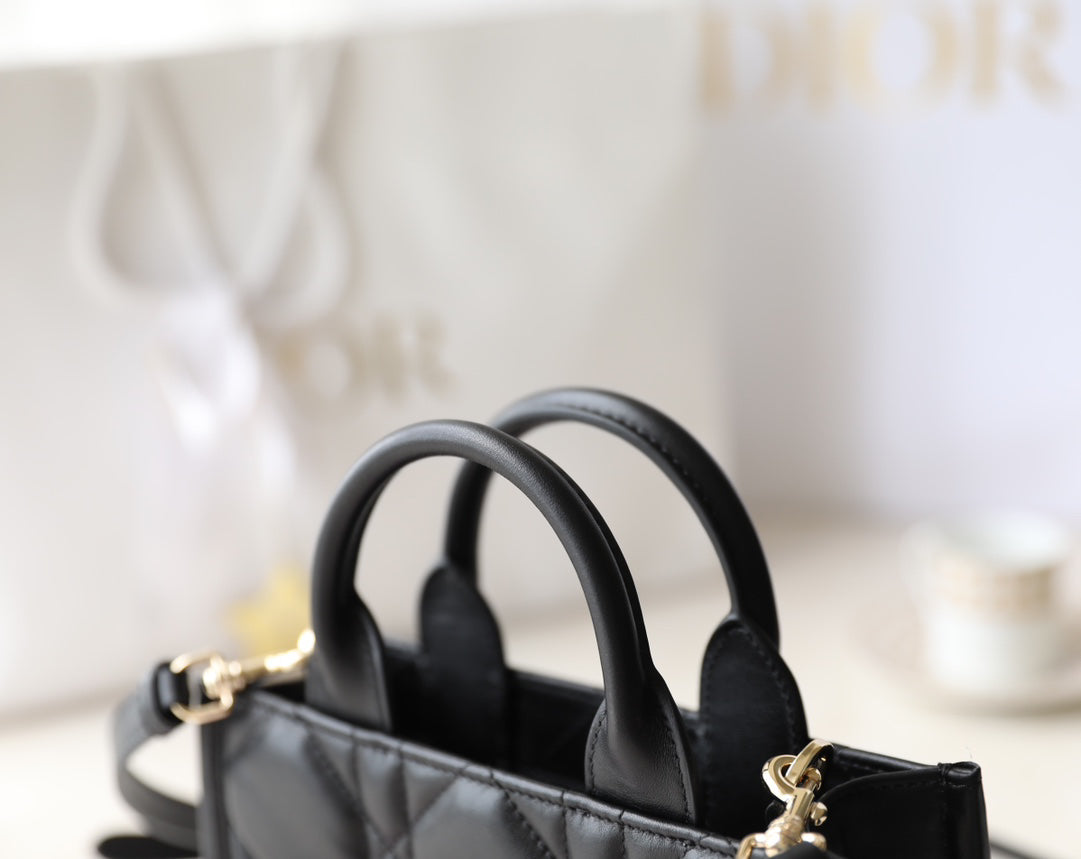 Black Cowhide Handbag