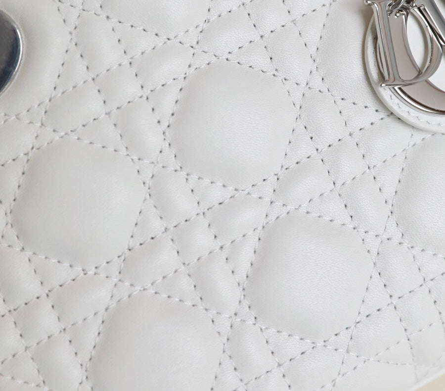 White Cannage Pattern Patent Lambskin Handbag