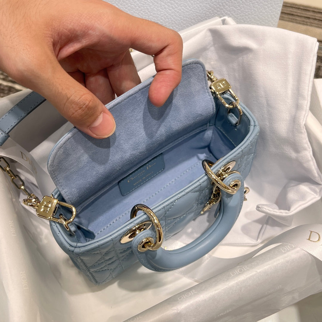 Mini Misty Blue Horizontal - style Lady Dior