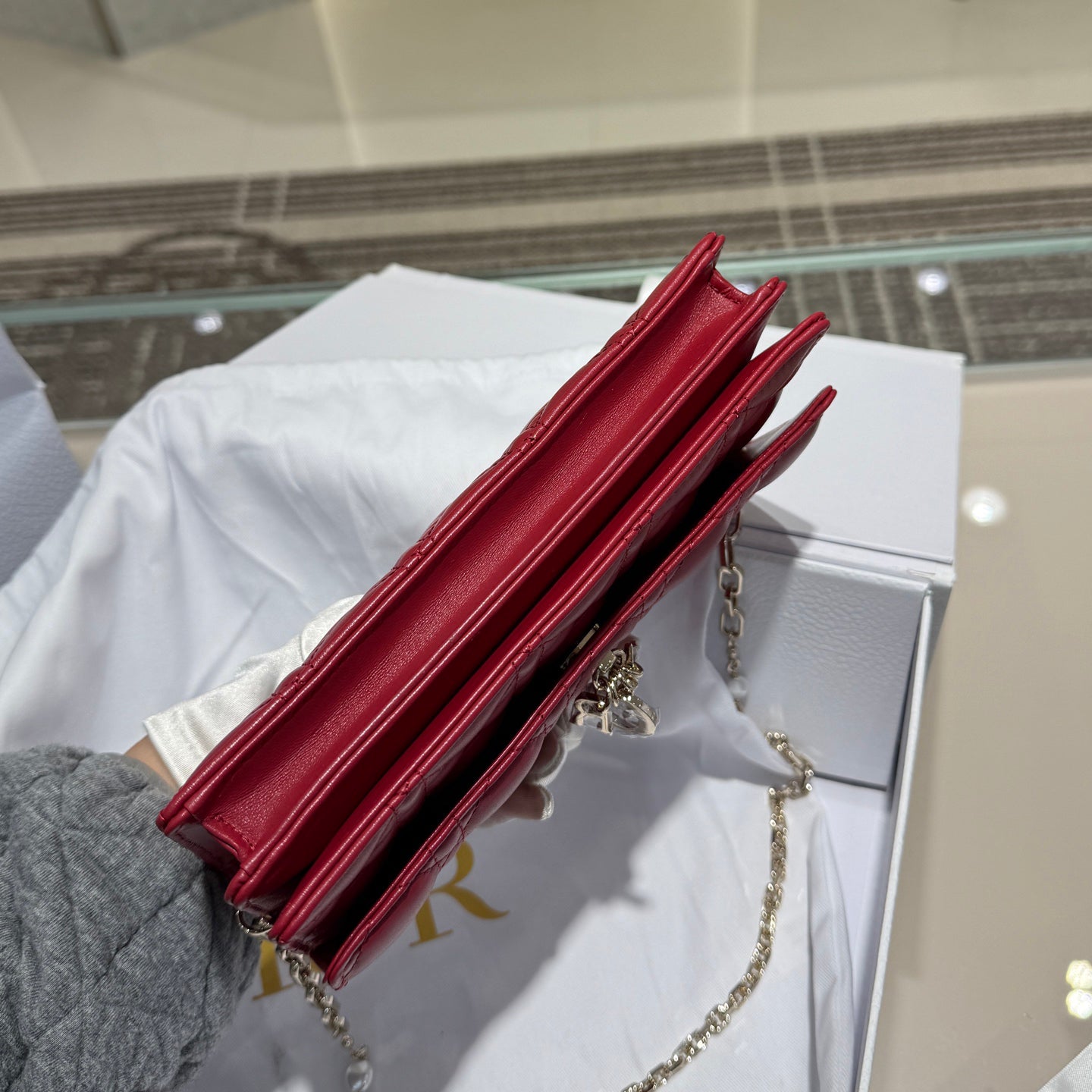 Red Pearl Chain Handbag