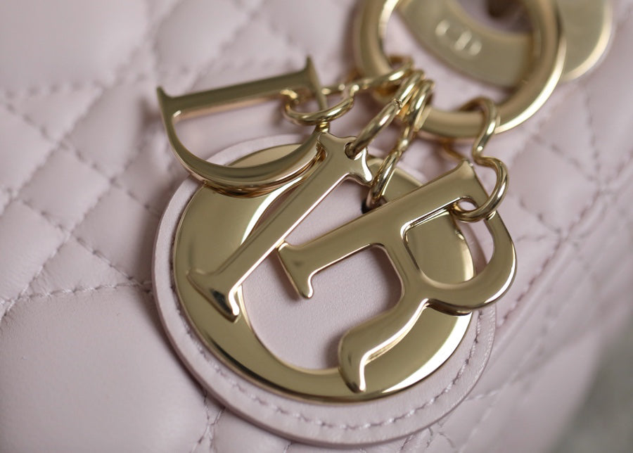 Matte Pink Cannage Pattern Patent Lambskin Handbag