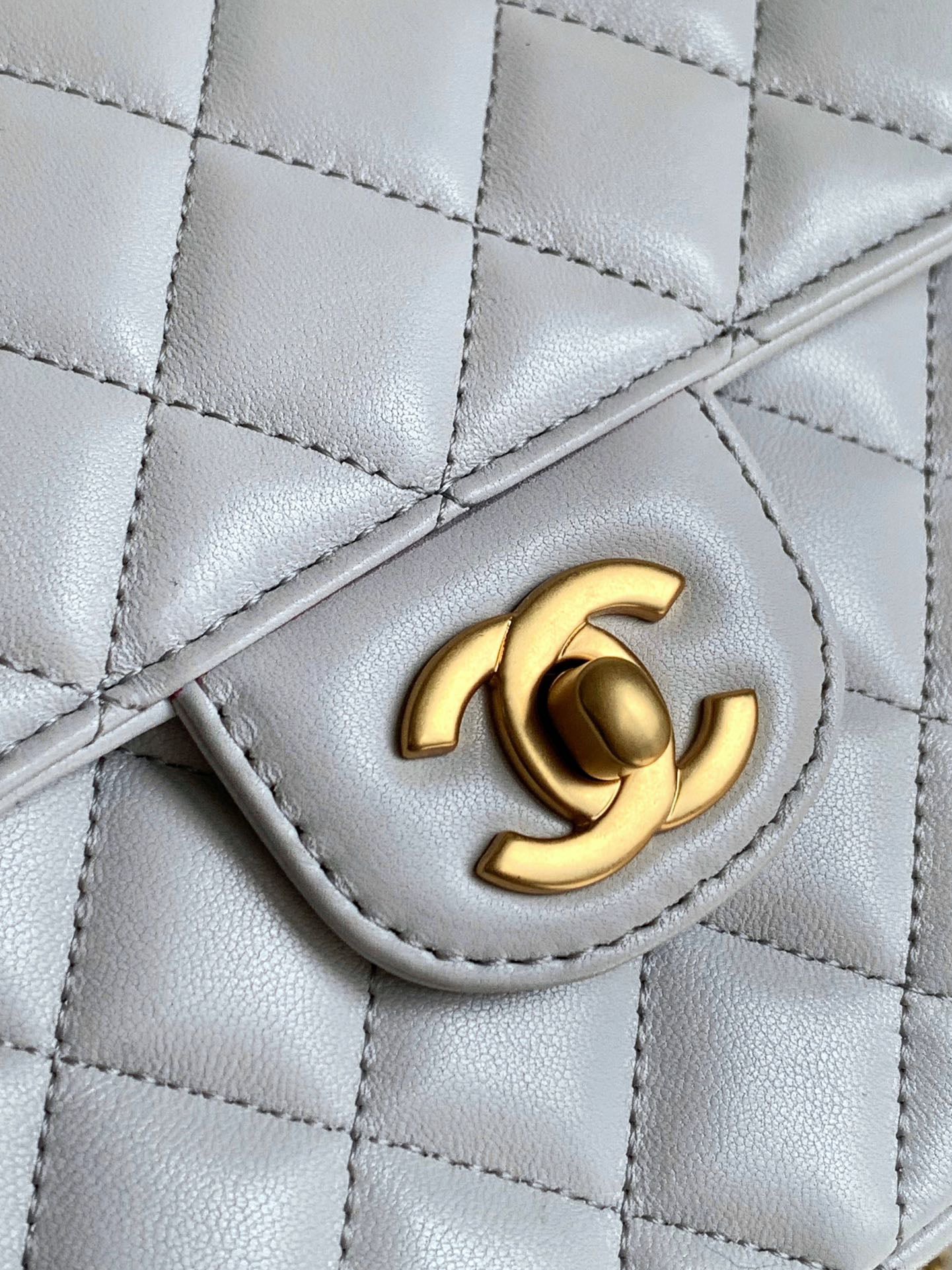 Large  sized Flap Handbag Shoulder Bag