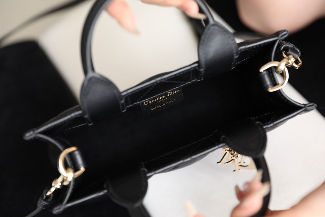 Black Cowhide Handbag