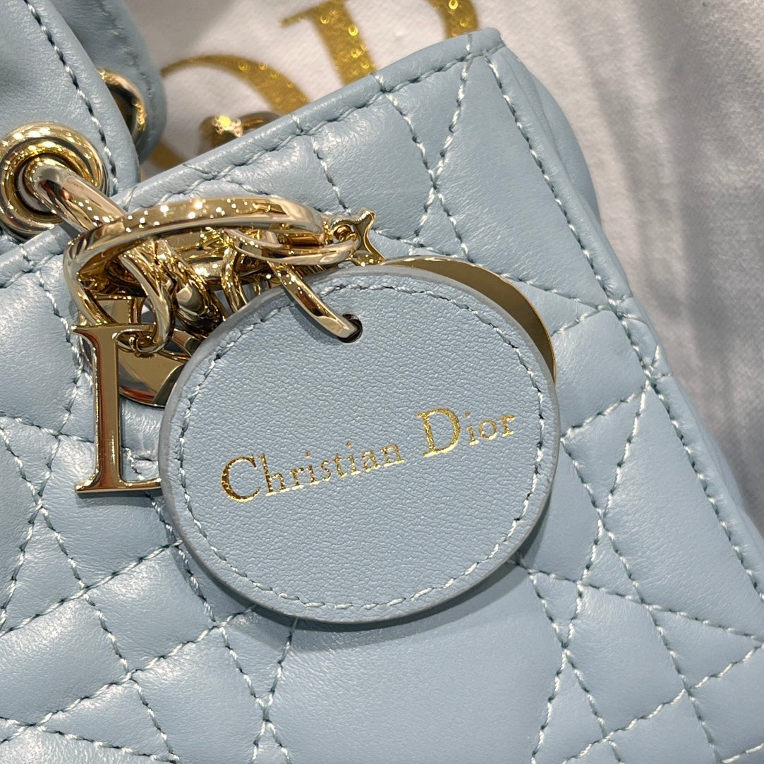 Mini Misty Blue Horizontal - style Lady Dior