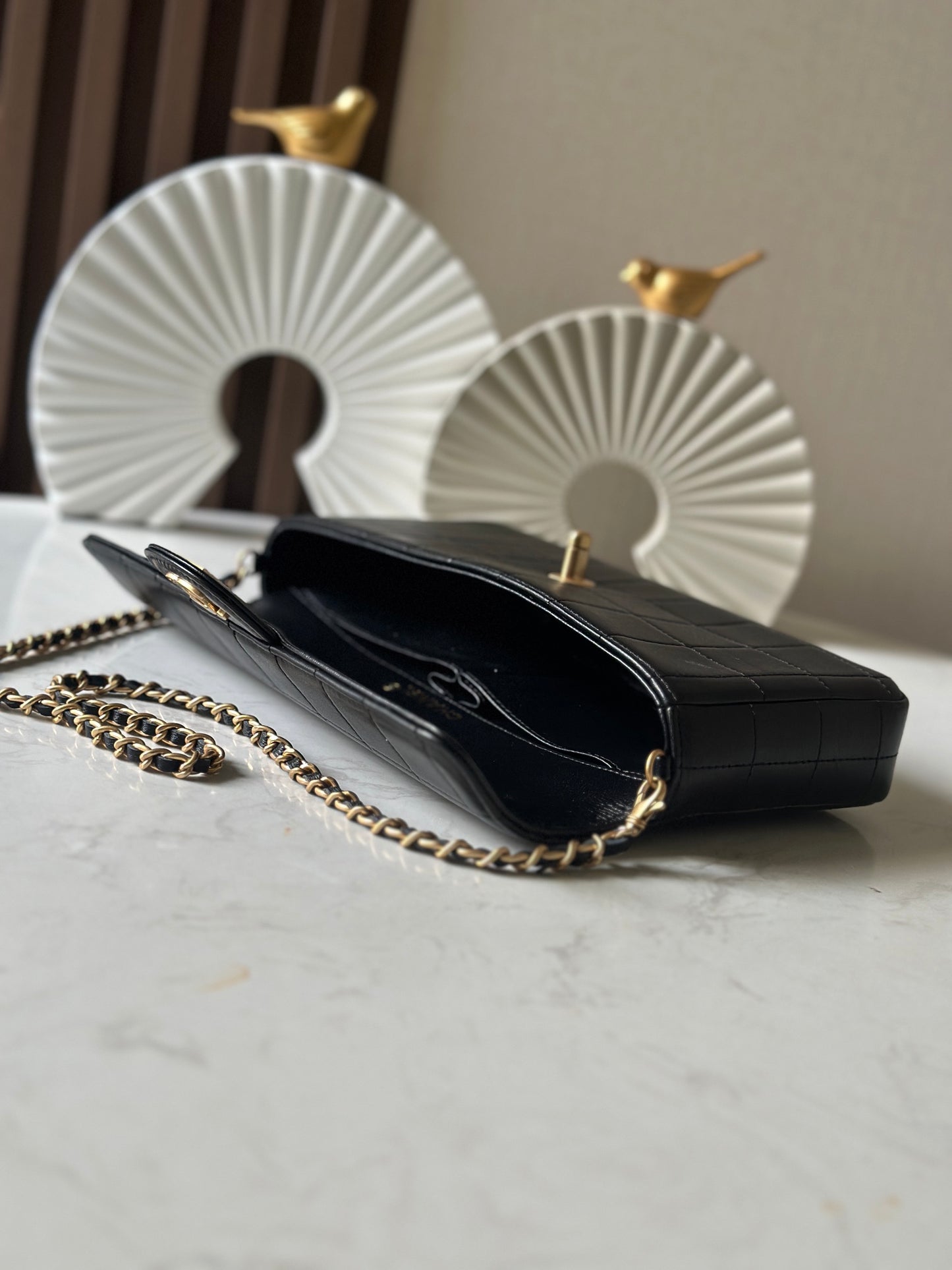 Vintage ice - cube pattern lambskin underarm bag