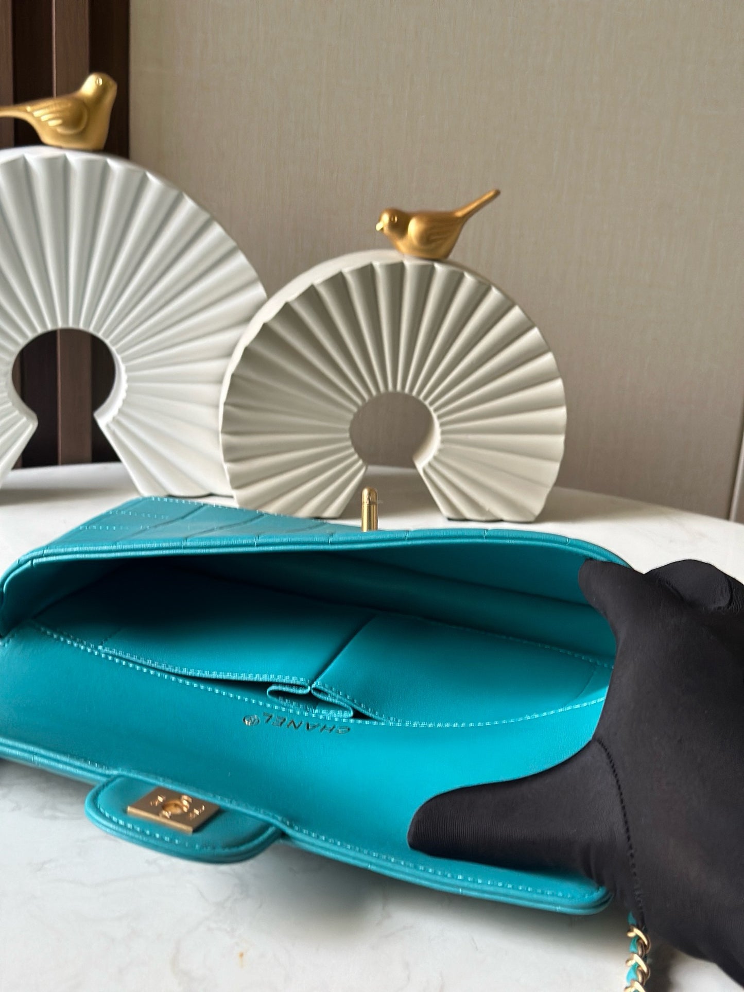 Vintage ice - cube pattern lambskin underarm bag