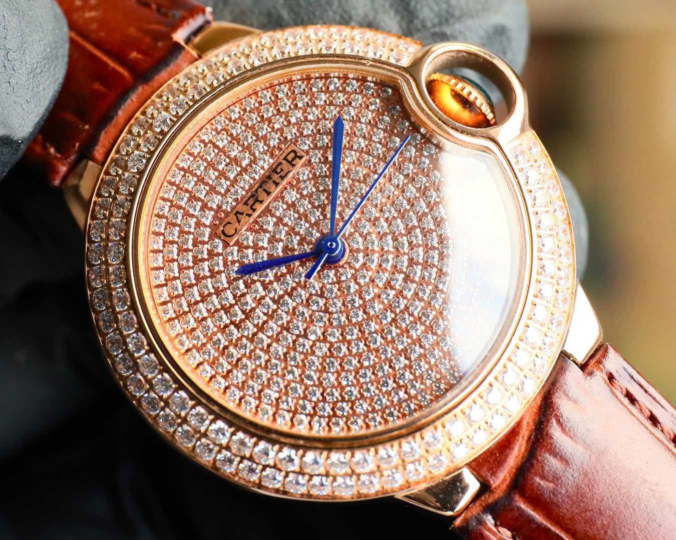 Cartier. Imported quartz movement. Top-grain calfskin leather. Arched blue light glass.