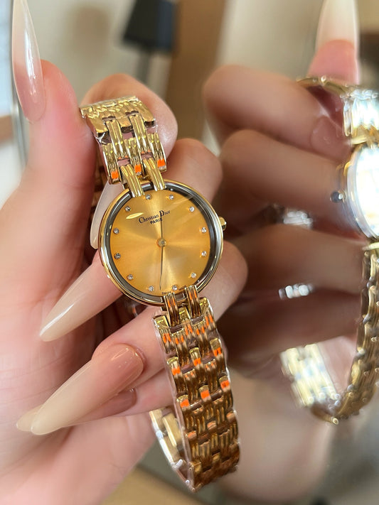 Dior Vintage Luxury Small Gold Watch: Encountering Elegant Time