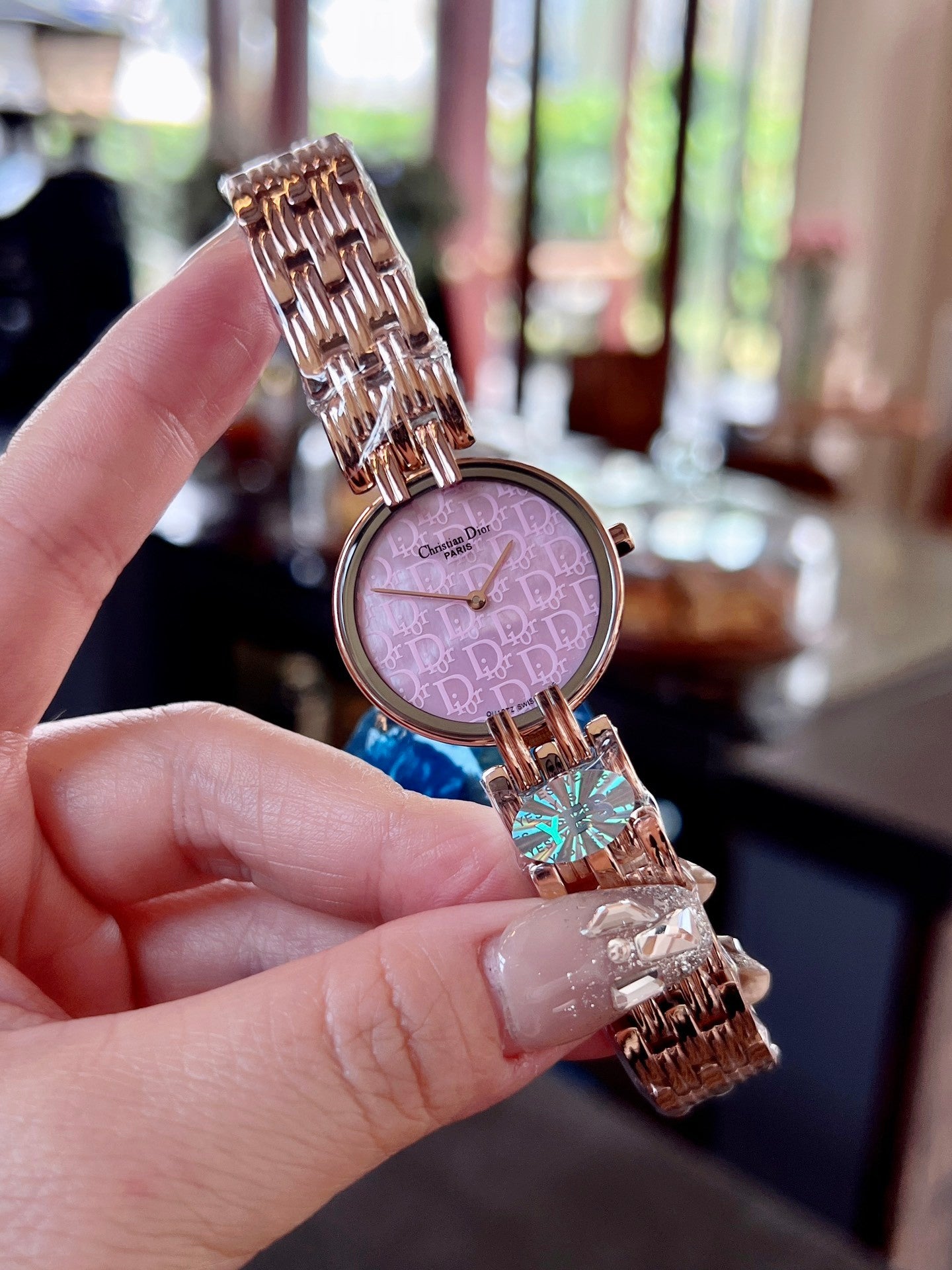 Dior Dreamy Pink Vintage Watch: Weaving a Wrist - adorned Fantasy