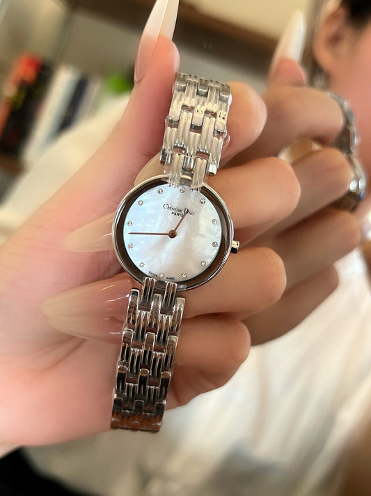 Dior Vintage Pearl - dial Watch: A Blend of Grace and Luxury