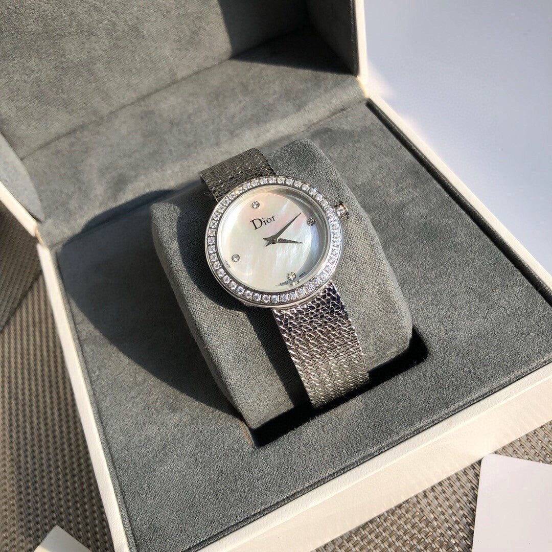 Dior Exquisite Diamond - encrusted Watch: A Timeless Luxury