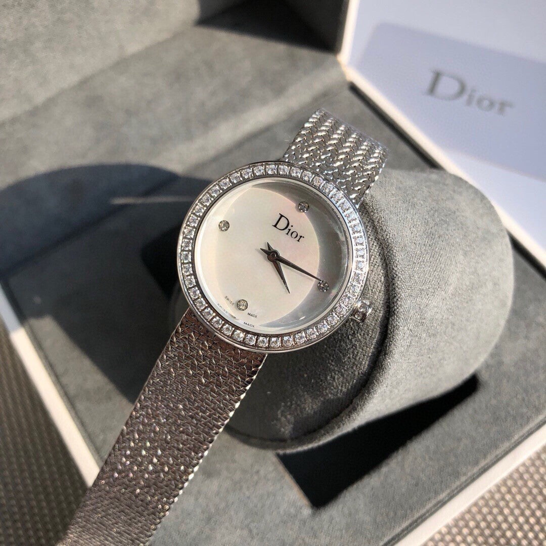 Dior Exquisite Diamond - encrusted Watch: A Timeless Luxury