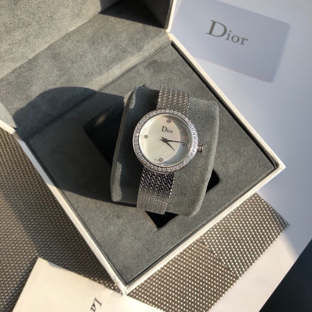 Dior Exquisite Diamond - encrusted Watch: A Timeless Luxury