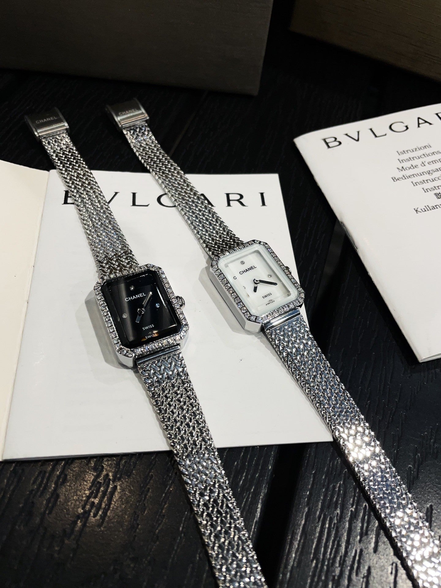 Chanel Première Collection Women's Vintage - style "Sugar Cube" Watch