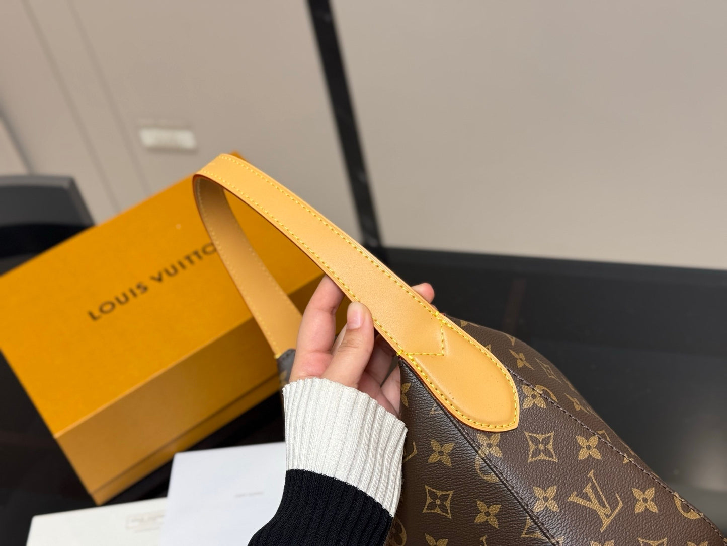 Stylish Hobo - style Women's Underarm Bag