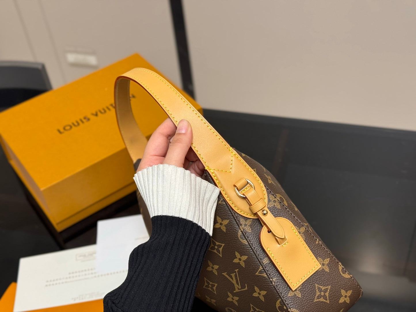 Stylish Hobo - style Women's Underarm Bag