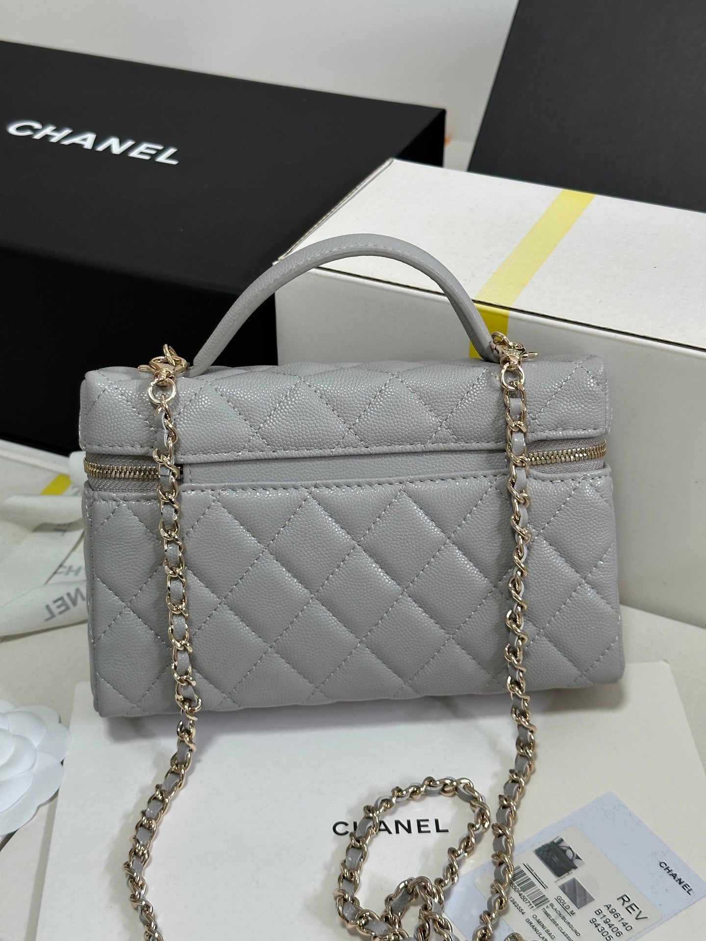 Caviar Calfskin Heart - shaped Rhinestone - embellished Zipped Flap Bag