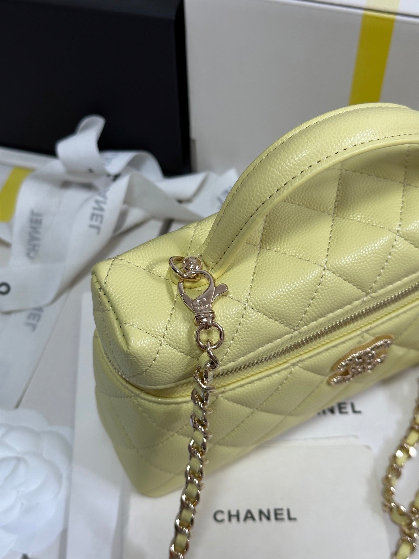 Yellow Caviar Calfskin Heart - shaped Rhinestone - embellished Zipped Flap Bag