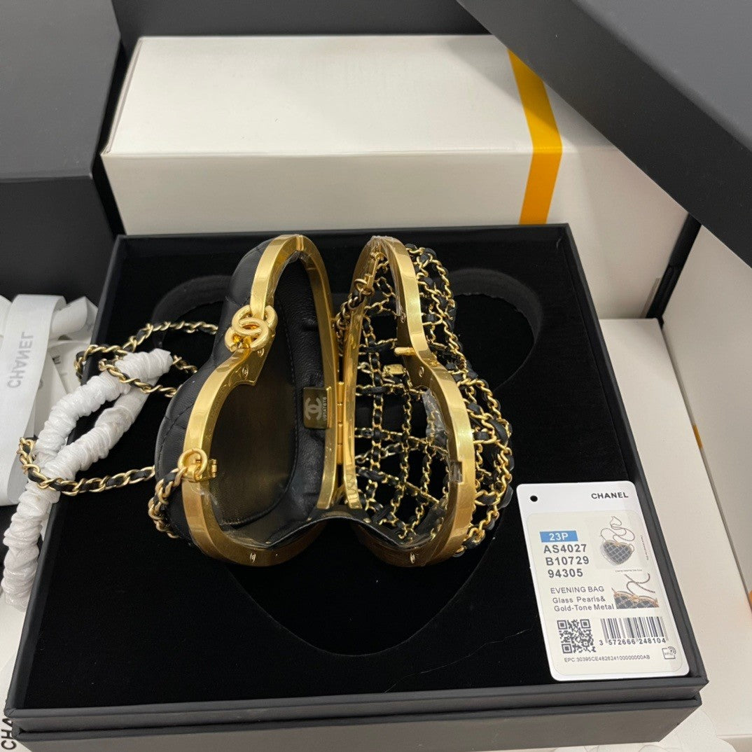 Heart  shaped Hollowed  out Evening Bag