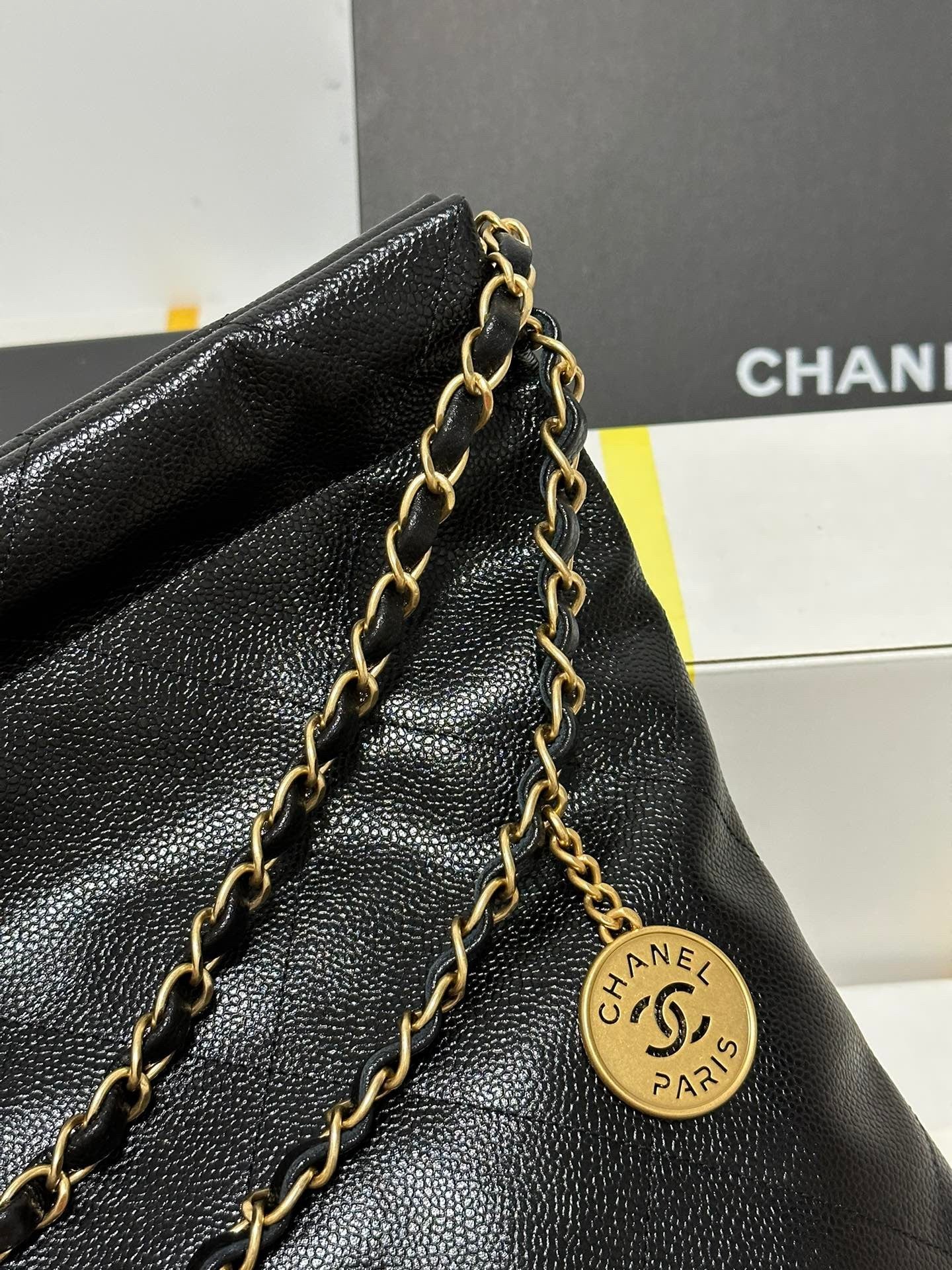 Classic Caviar Quilted Tote Bag