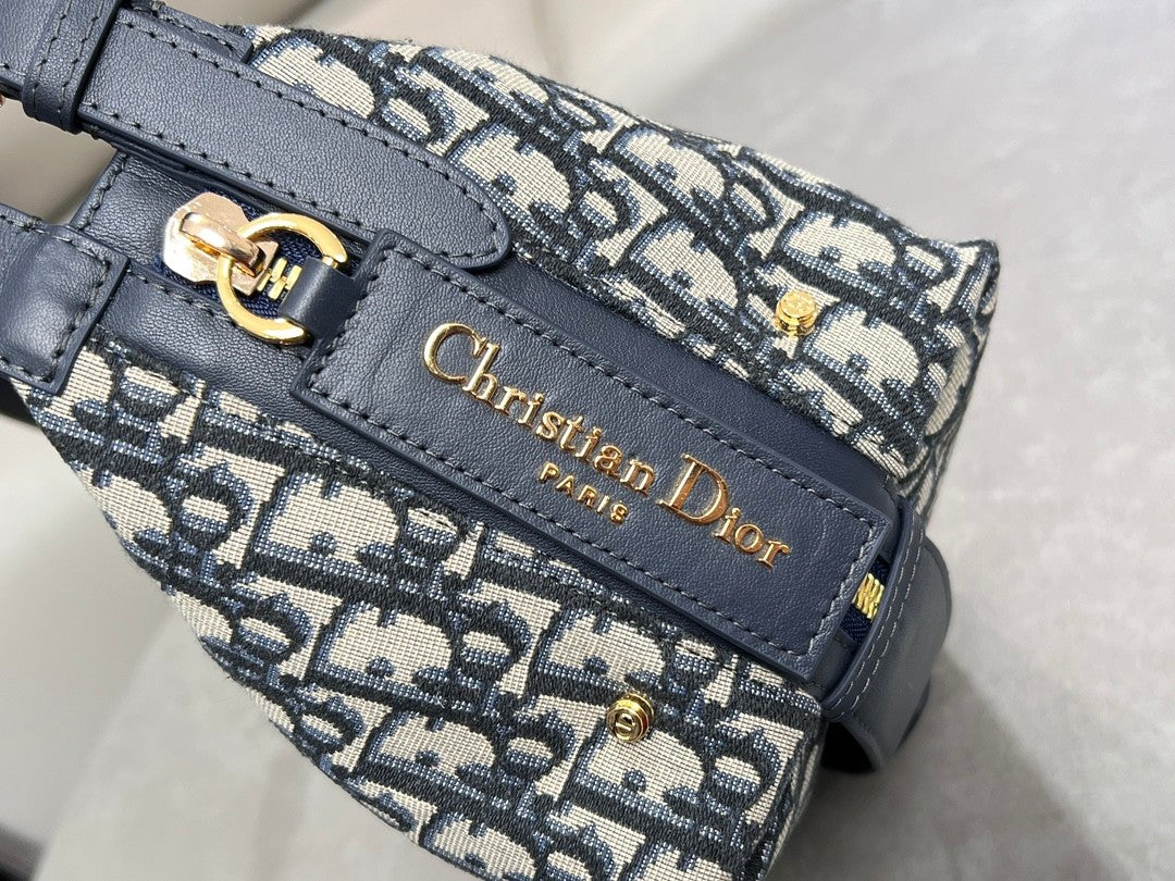 Monogram Armpit Bag, A Must - have Item for This Season's Trend