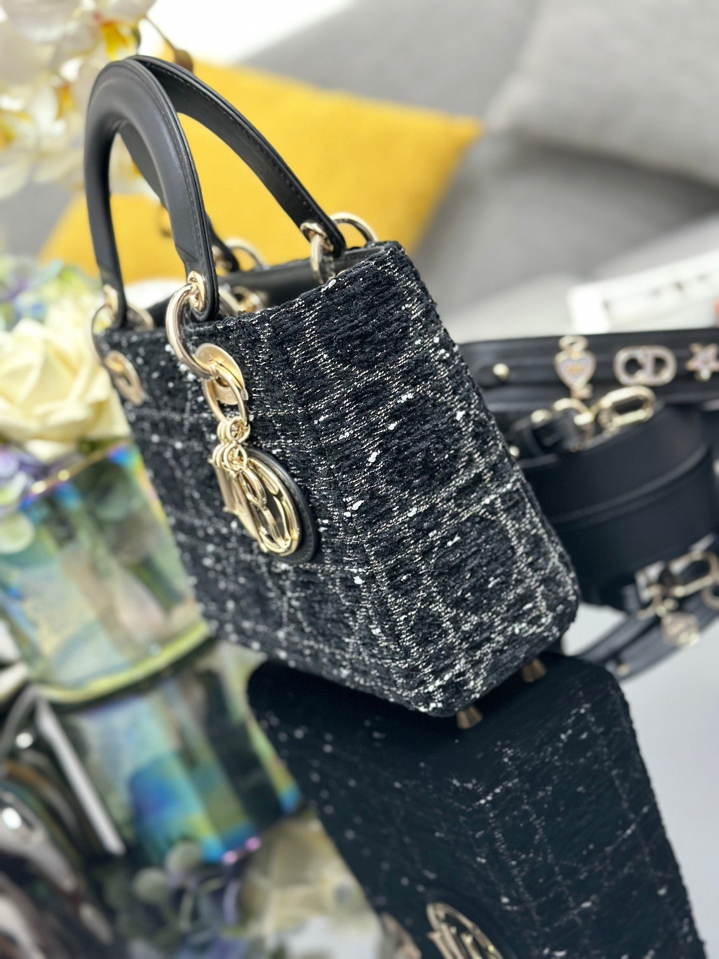 A paragon of luxury and elegance! Limited - edition black tweed Lady bag, a must - have for an elegant outing