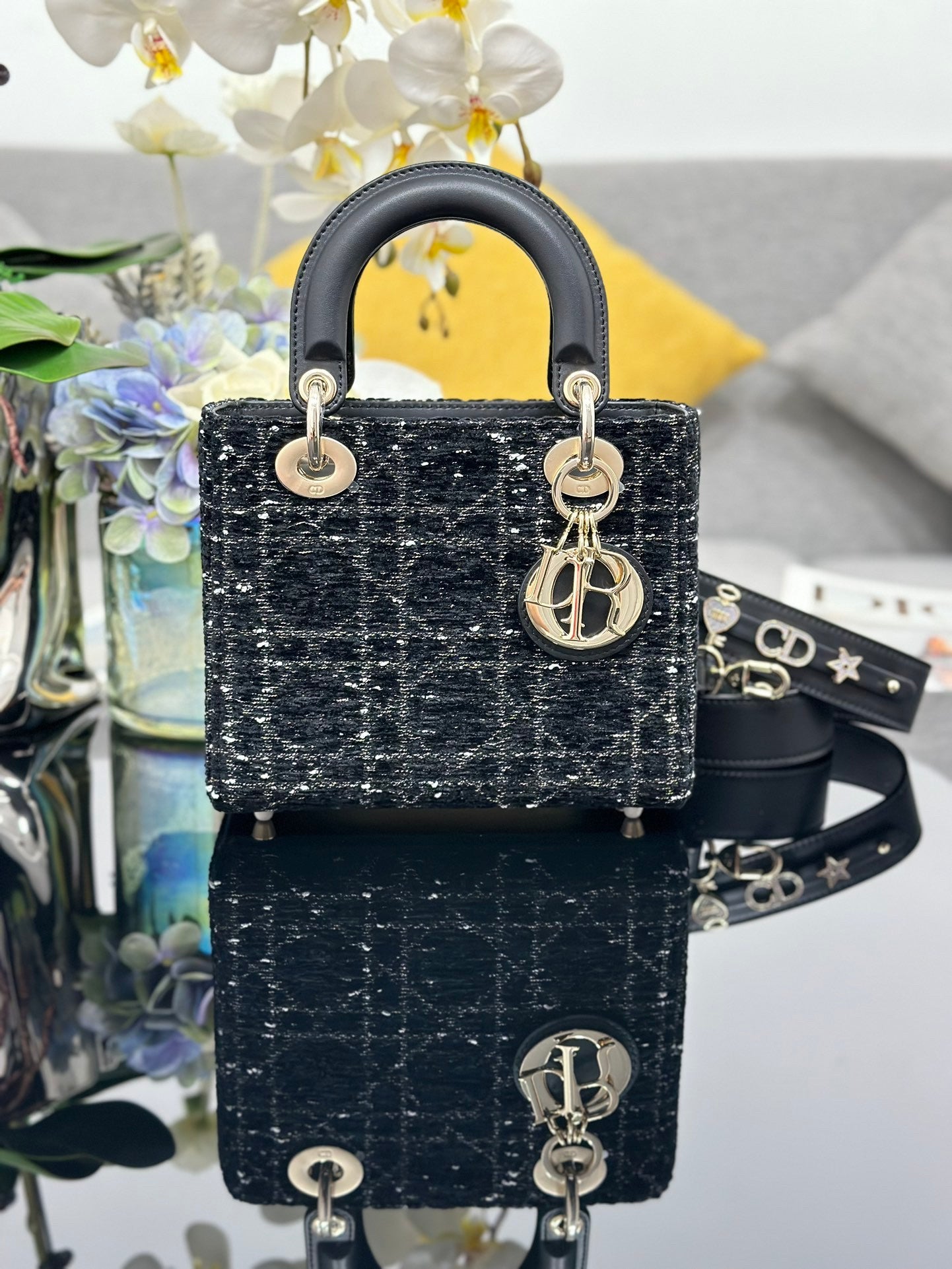A paragon of luxury and elegance! Limited - edition black tweed Lady bag, a must - have for an elegant outing