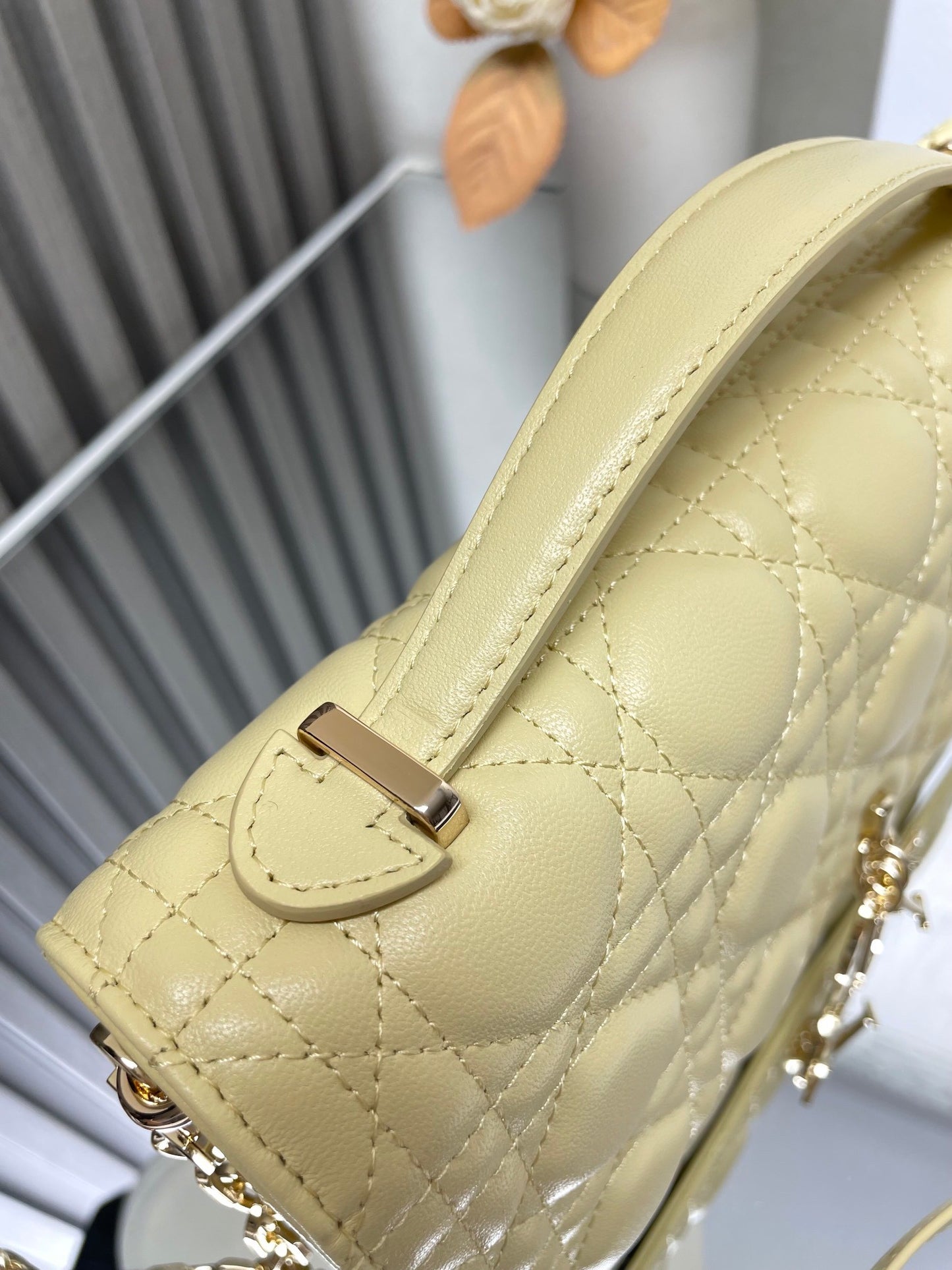 Cream  colored Lambskin Cannage Pattern Zipper Clutch Bag