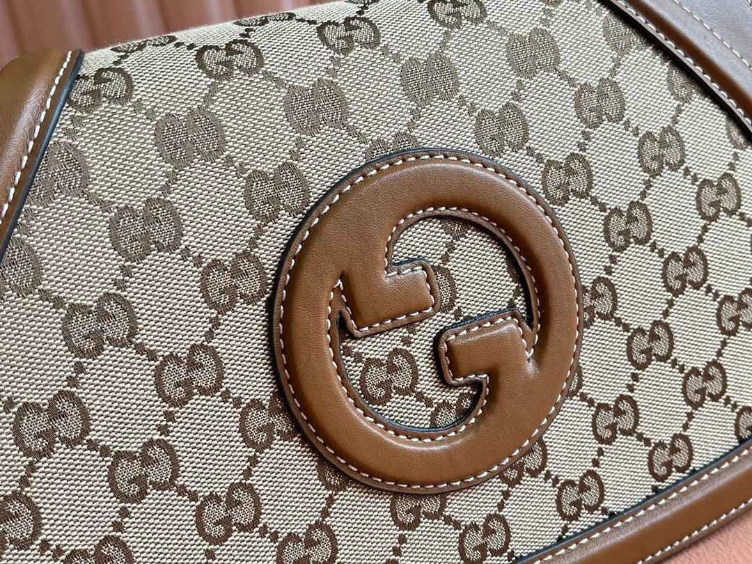 Timeless Elegance: Iconic GG Pattern Handbag