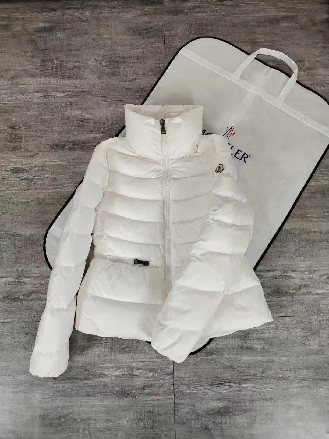 White Waist - cinching and Slimming Lightweight Down Jacket