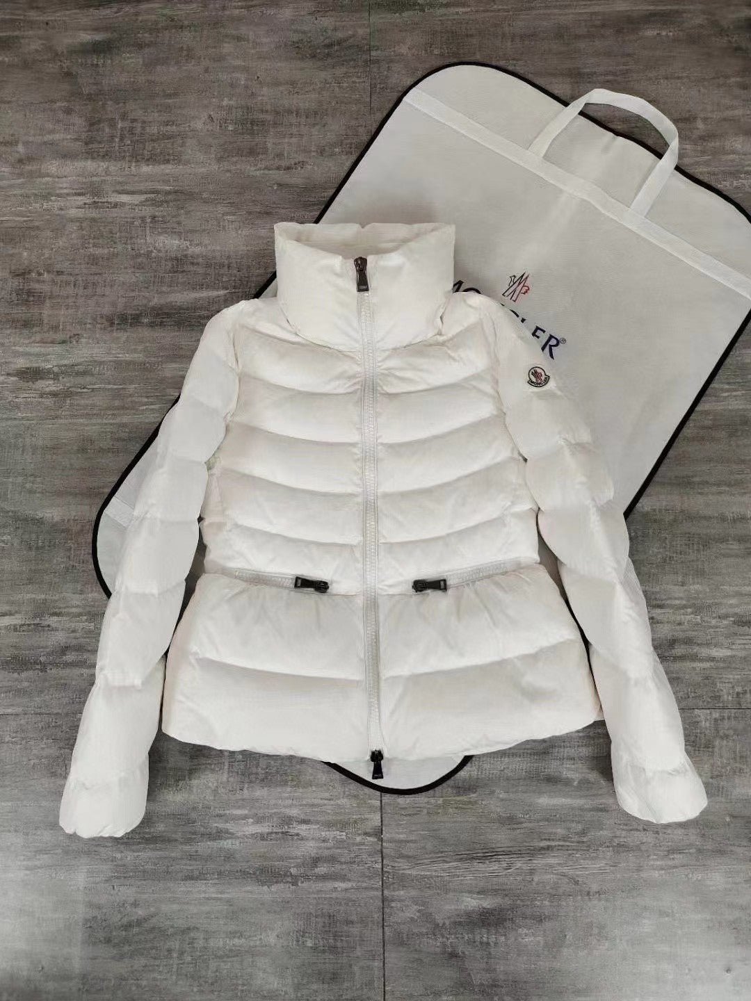 White Waist - cinching and Slimming Lightweight Down Jacket