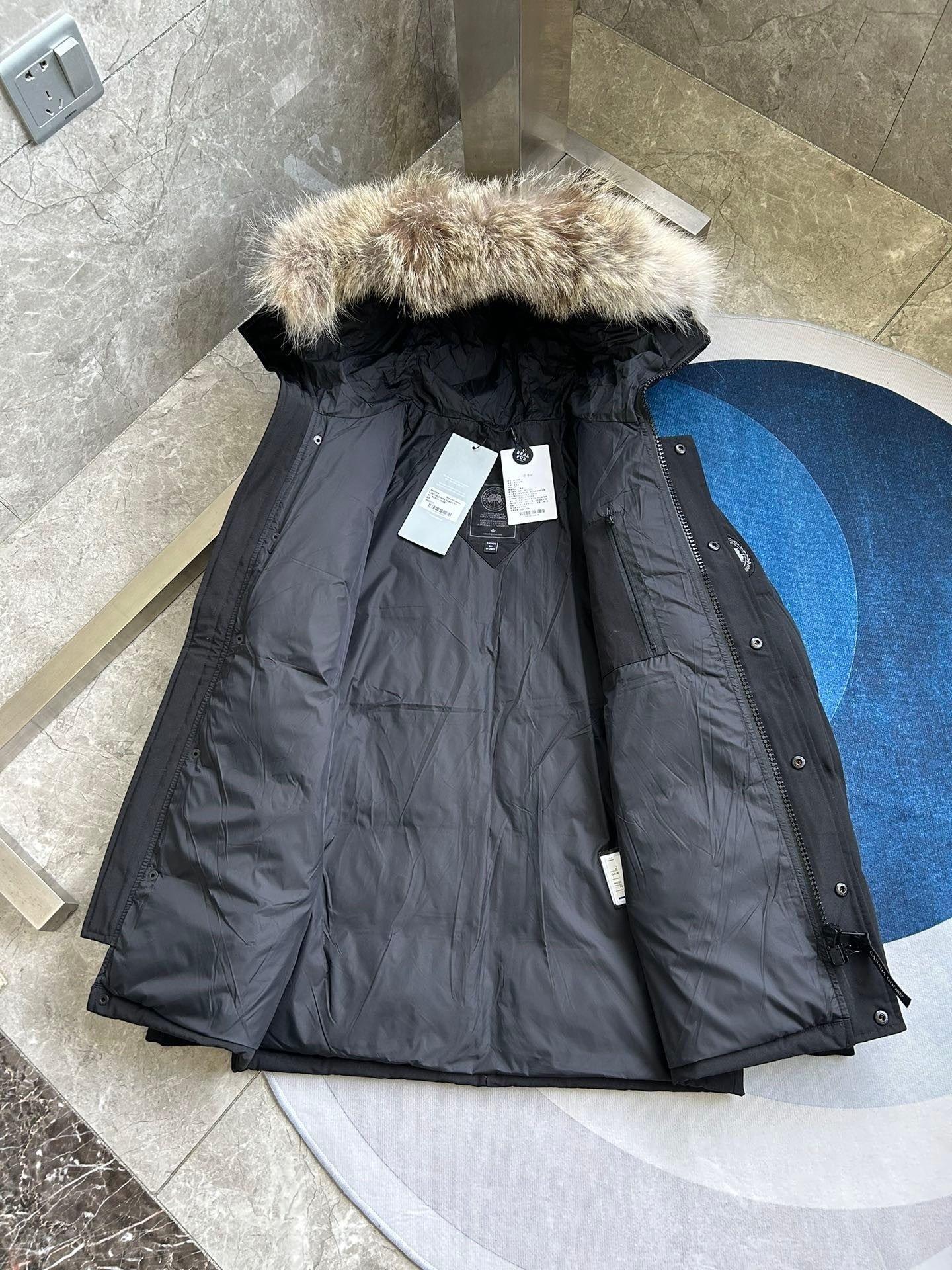 Black Mid - length Men's Down Jacket