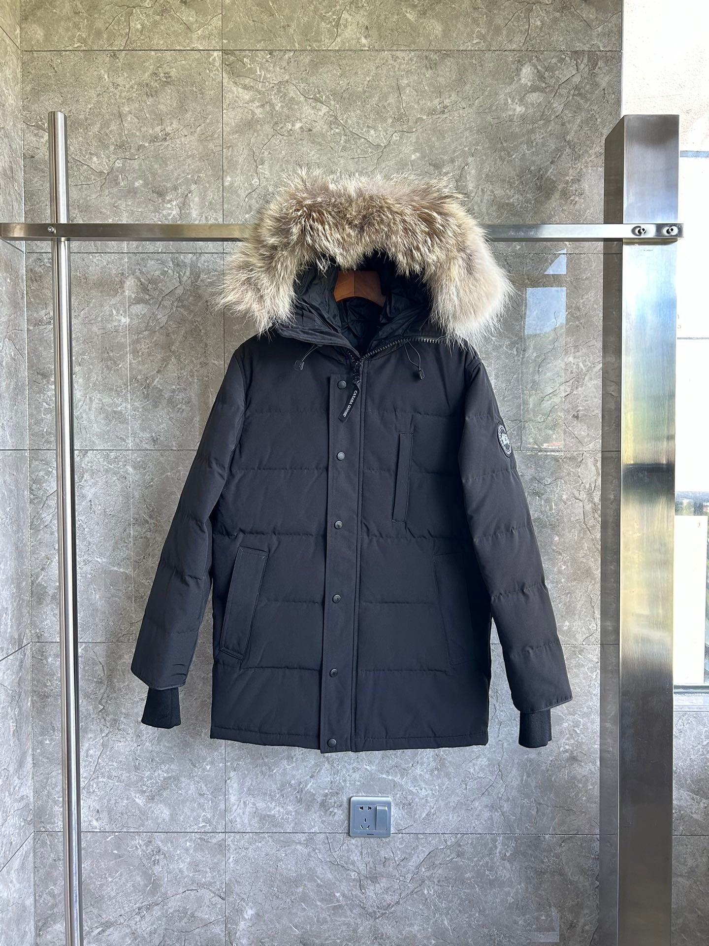 Black Mid - length Men's Down Jacket