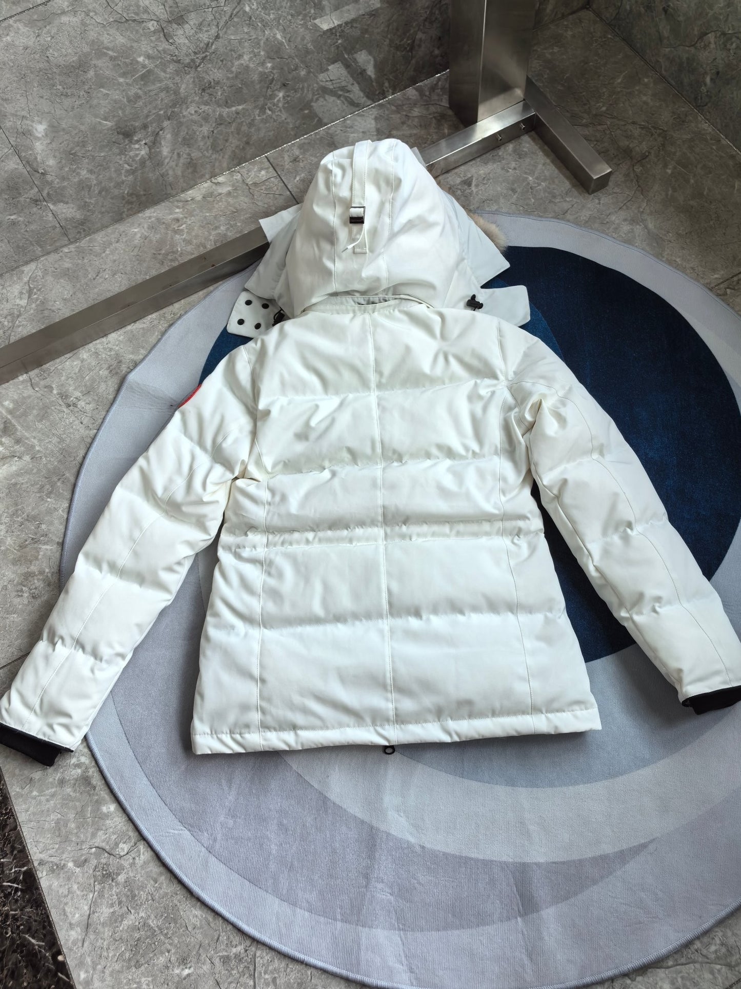 Women's White Hooded Down Jacket