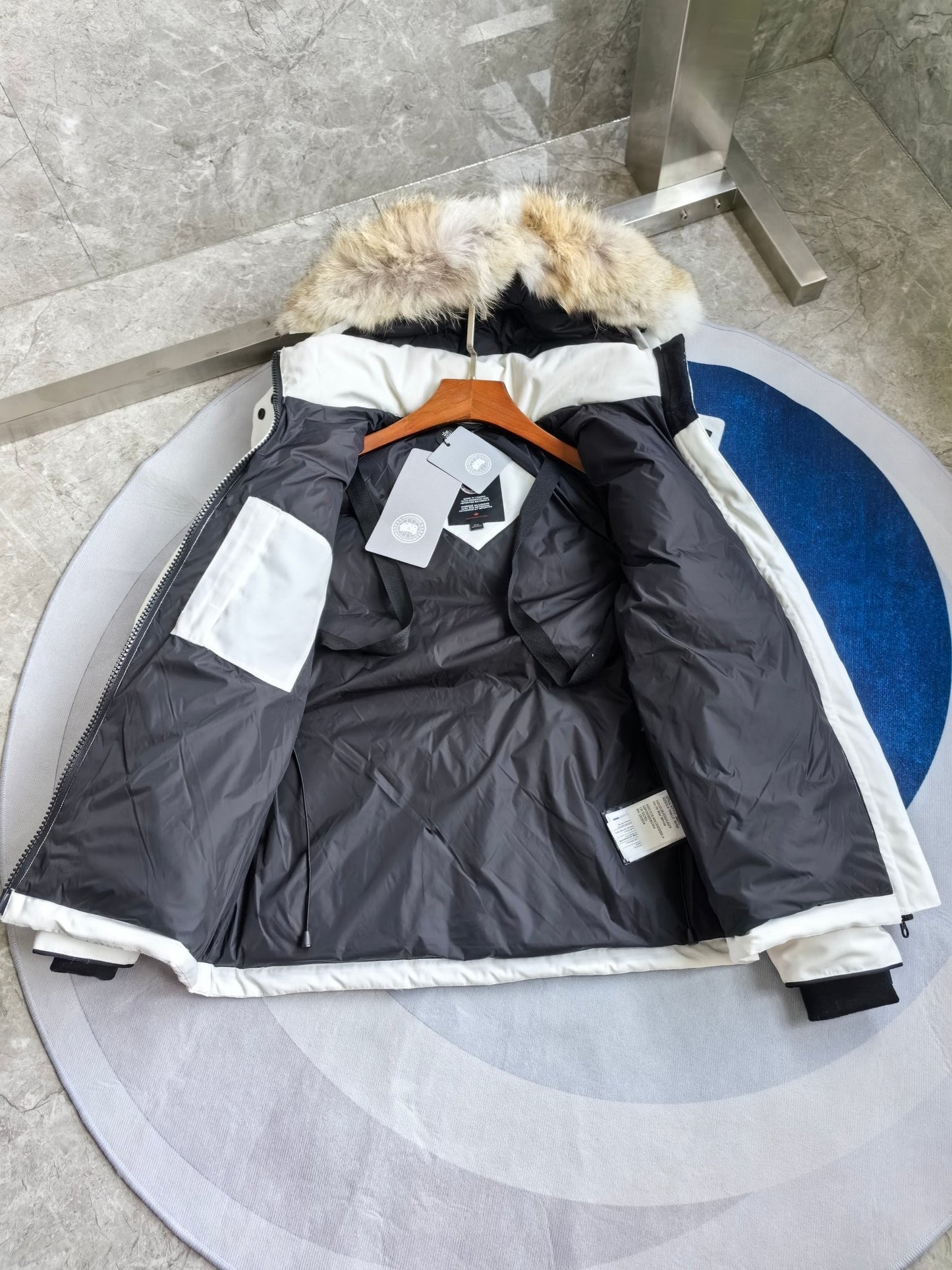 Women's White Hooded Down Jacket