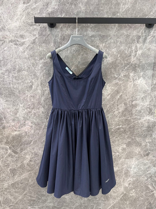New Sleeveless Dress for Spring/Summer 2025: Navy Blue V - Neck with Zipper & Flared Hem